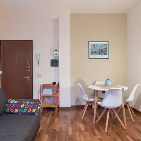 New Apartment Lomellina 34 Milan Exterior photo
