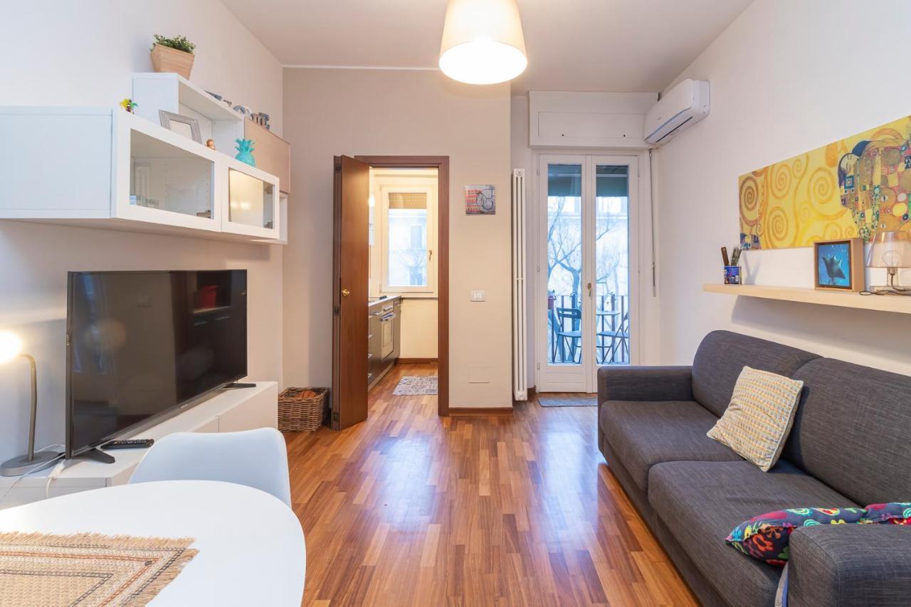 New Apartment Lomellina 34 Milan Exterior photo